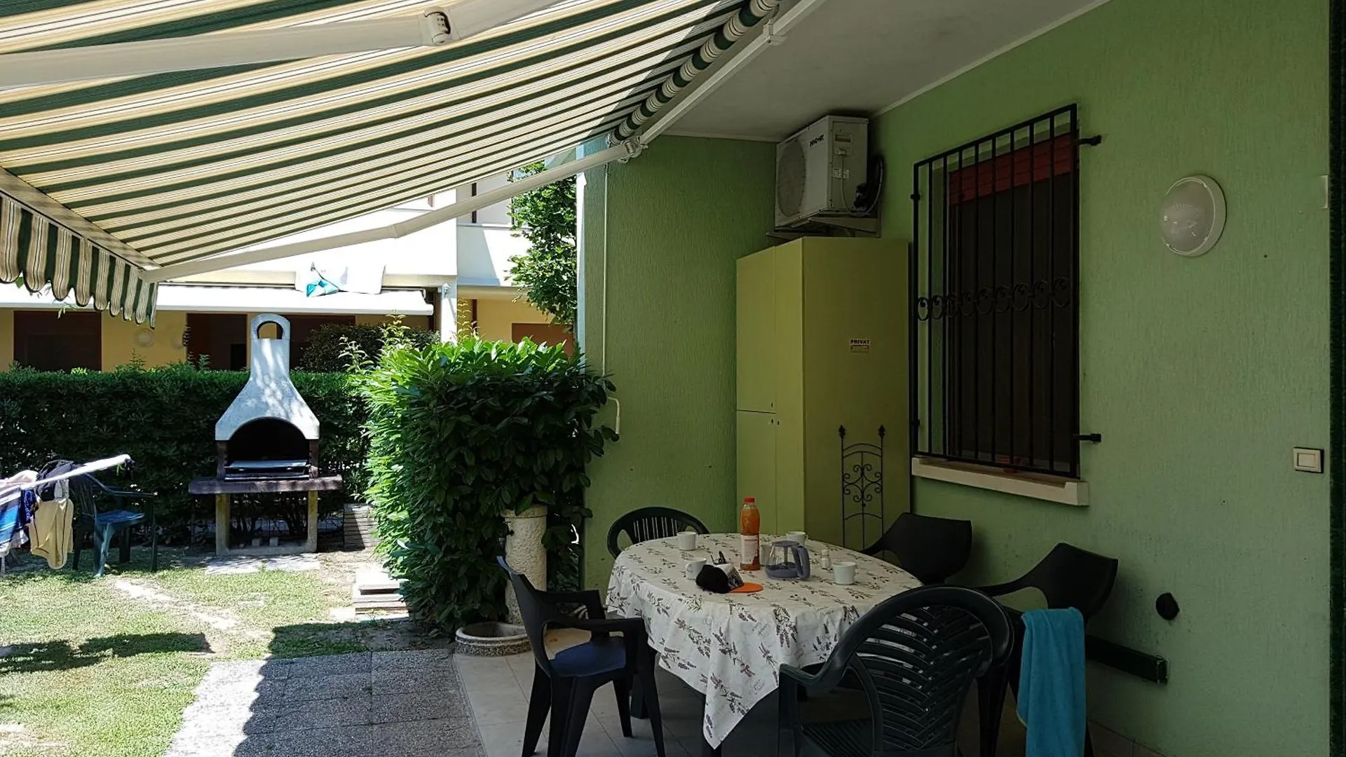 Adriella Apartments Bibione 0*,  İtalya