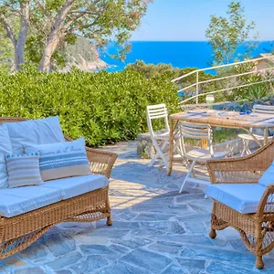 il-giardino-sul-mare-levanto.hotelitalianriviera.com/