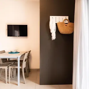 Iris Apartment