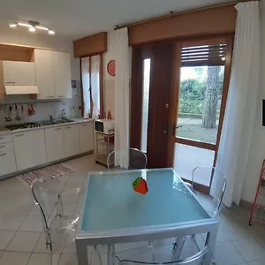 villa-cristina-n-01.hotelslidodijesolo.com/